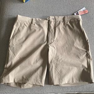 Men’s Vineyard Vines Classic Fit 8” Breaker shorts - Khaki